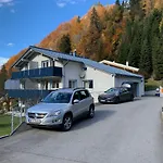 Haus Roecken *